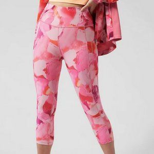 Athleta Ultimate Stash II Capri
